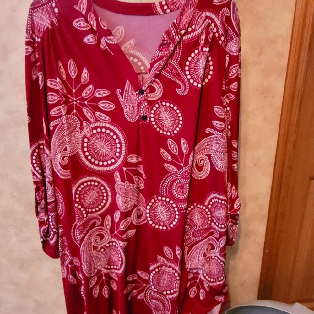 Boutique tunic